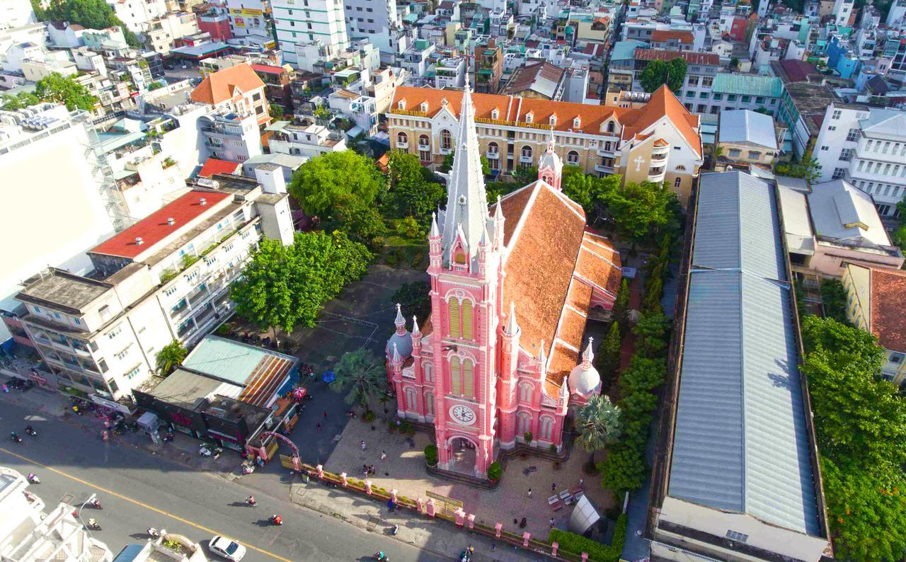 The Nguyens Cafe - Pink Church View Ho-Chi-Minh-Stadt Exterior foto